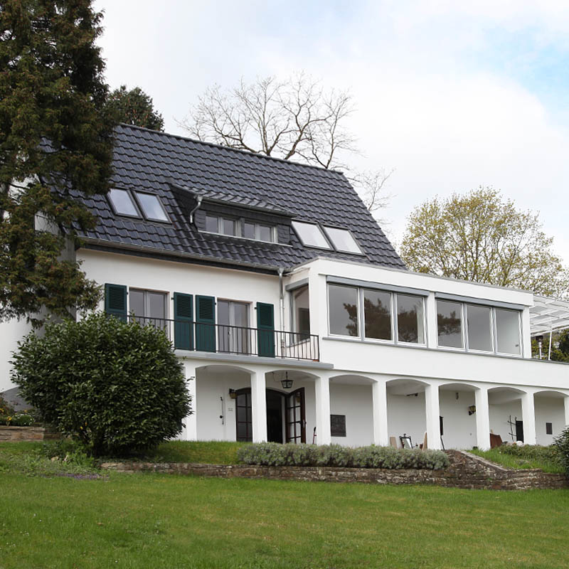 Gutachter Gebhardt - Bauplanung, Baubegleitung und Bauaufsicht. Zertifizierter Bausachverständiger in Köln.